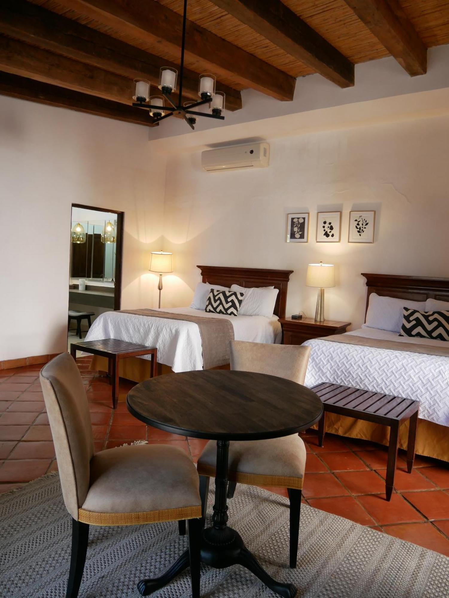 Hotel El Farol Parras de la Fuente Exterior photo